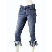 Ladys Crop Fray Hem Jean